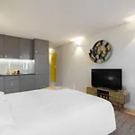 Apartment Domus 21 - Batalha *